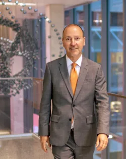Douglas Kondziolka